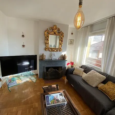 Apartment Rue *